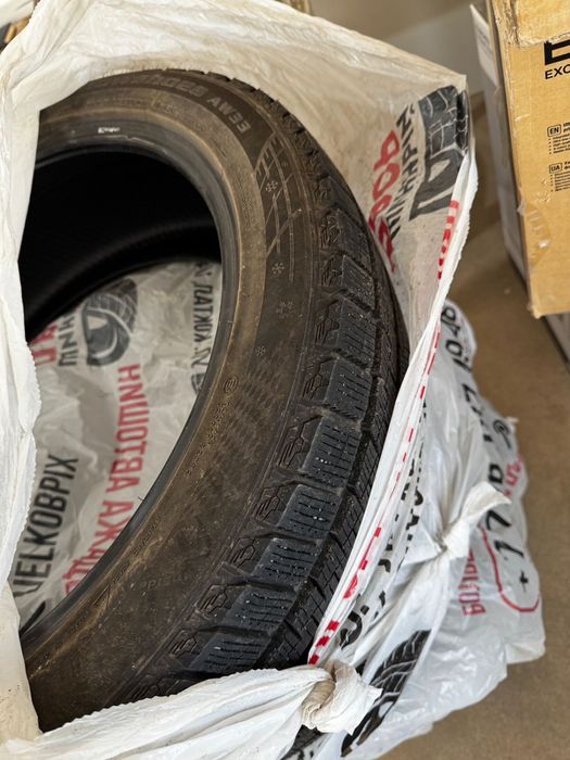 Продам Шины 245*45 R20 бу
