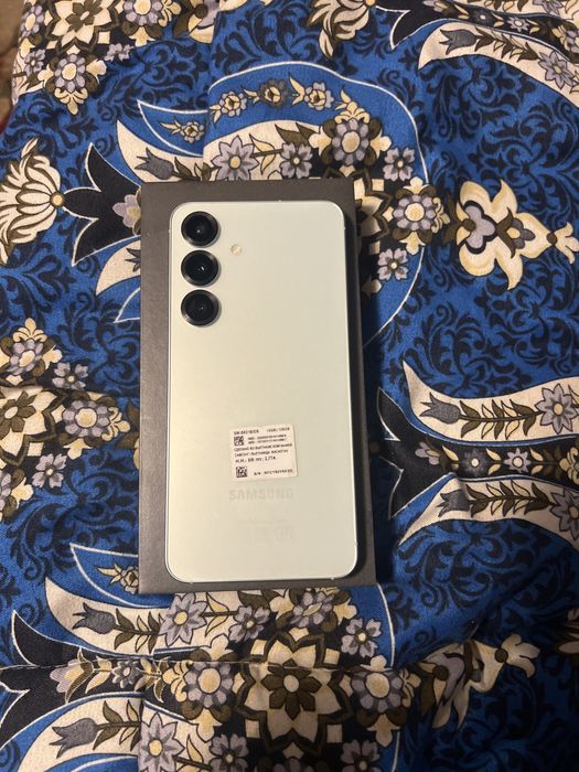 Продам самсунг S25Fe