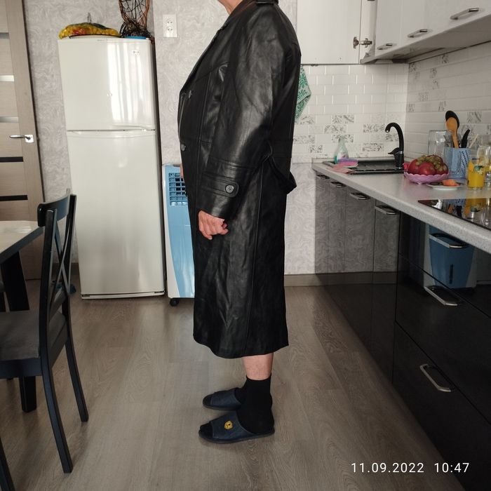 Плащ мужской кожаный