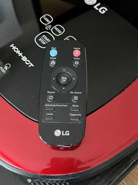 LG HOM-BOT Робот прахосмукачка с дистанционно