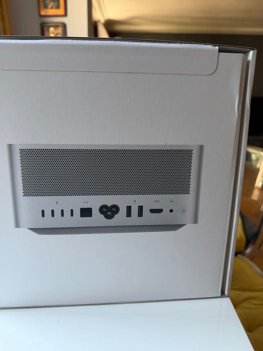 Apple Mac Studio M3 Ultra