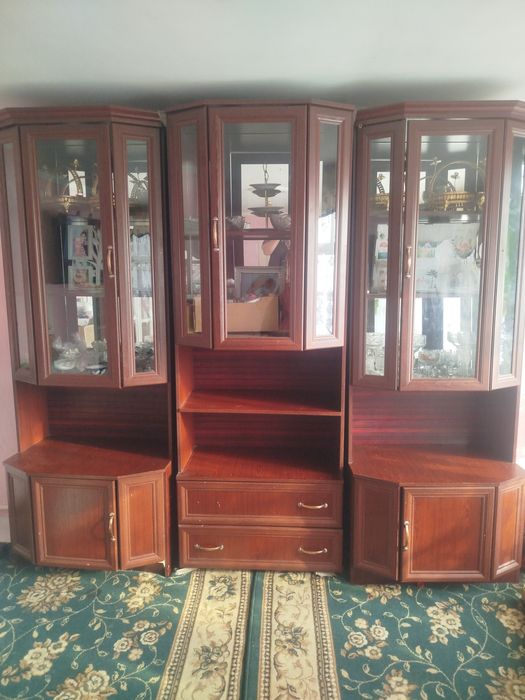 Стенка отличная состояние. 80000