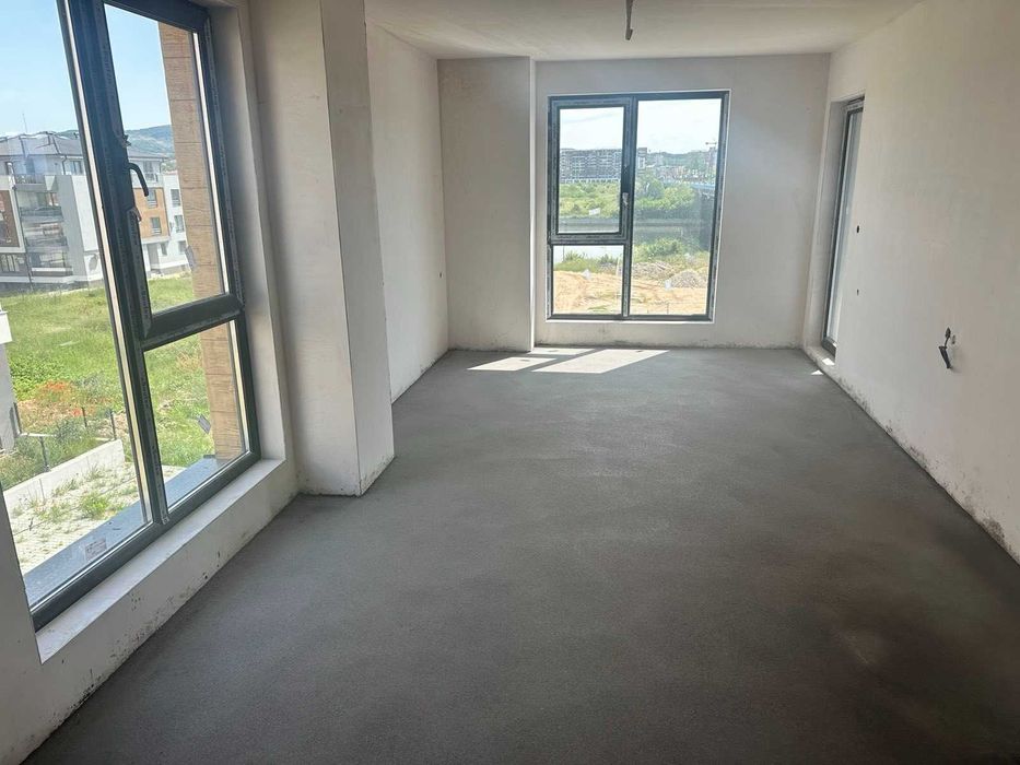 Продава се Тристаен апартамент в Кърджали, Възрожденци - 97 кв.м за 831 €/кв.м - Снимка #8