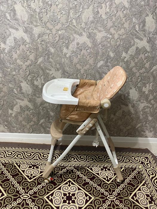 Продаётся детский стульчик для кормления