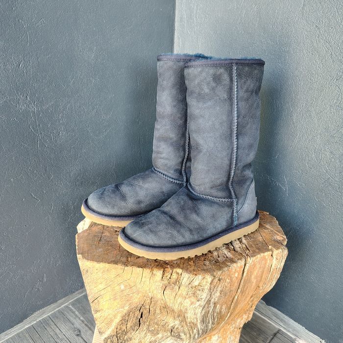 UGG Australia Clasic, cizme damă piele și îmblănite la interior
