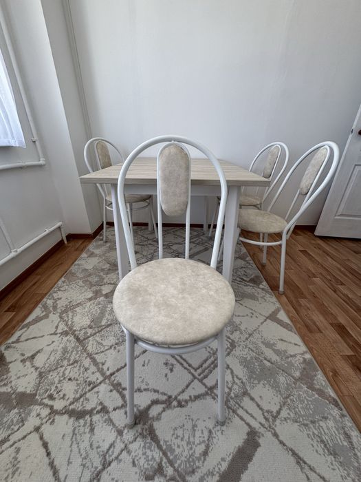 Продам стол со стульями