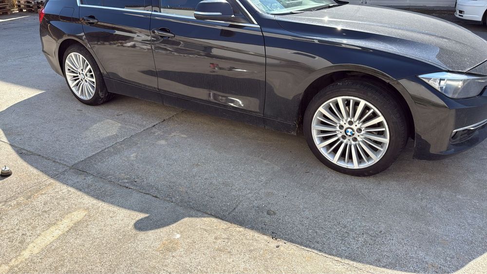 Bmw 320i Luxury Line