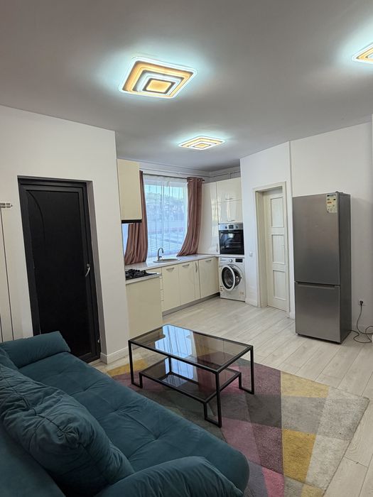 Apartament cu 3camere Floresti strada Eroilor
