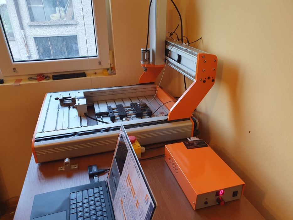 ЦНЦ ЦПУ CNC Фреза Рутер Stepcraft M500 4 оси HiWiN Лагери Nema