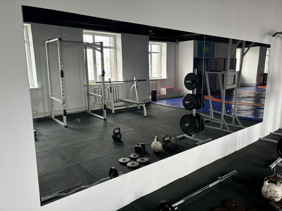 Продам зеркала в отличном состоянний