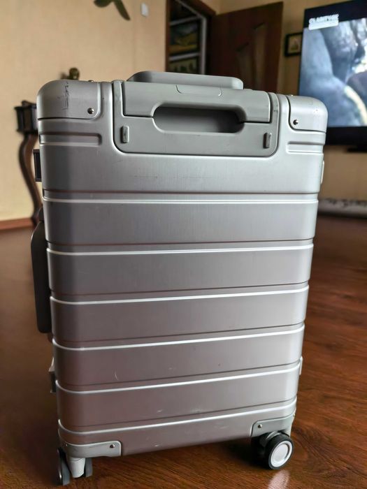 Продаю не большой чемодан