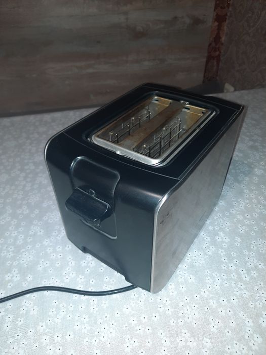 Электрический тостер Bosch.