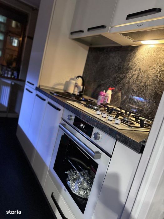 De vanzare apartament 3 camere Parter Mazepa 1