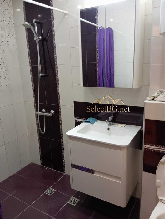 Дава се под наем Тристаен апартамент в Велико Търново, Център - 80 кв.м за 357 € - Снимка #6