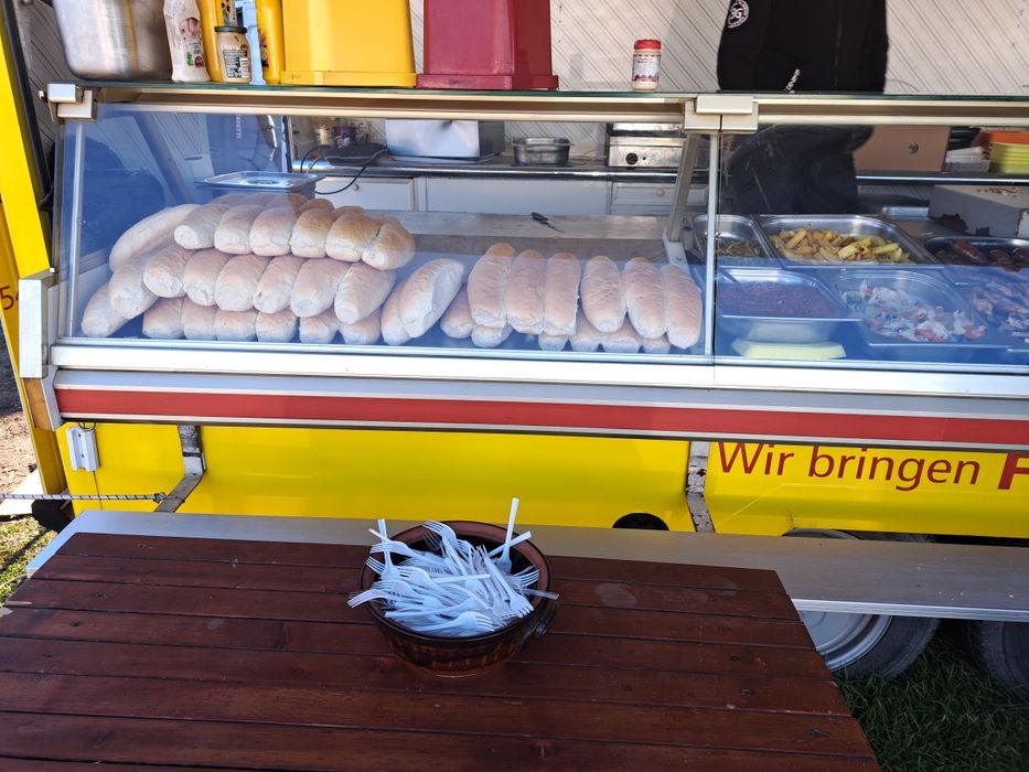 Мерцедес 100мб мобилна скара бира