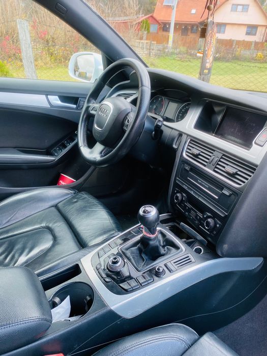 Audi a4 quattro an 2010