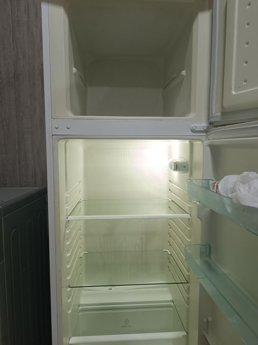 Продаю холодильник в рабочем состоянии б/у