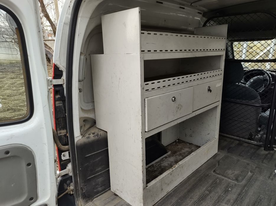 Шкаф за Рено Канго