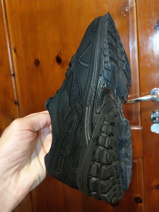 Brooks 43нм. 27,6см.
