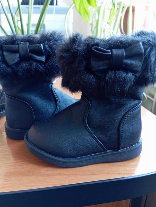 Бебшки ботушки с пух