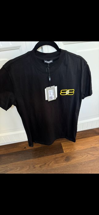 Tricou Balenciaga