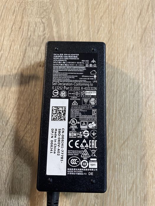 Incarcator Dell model ha65ns5-00 19.5v 3.34A( mufa subtire )