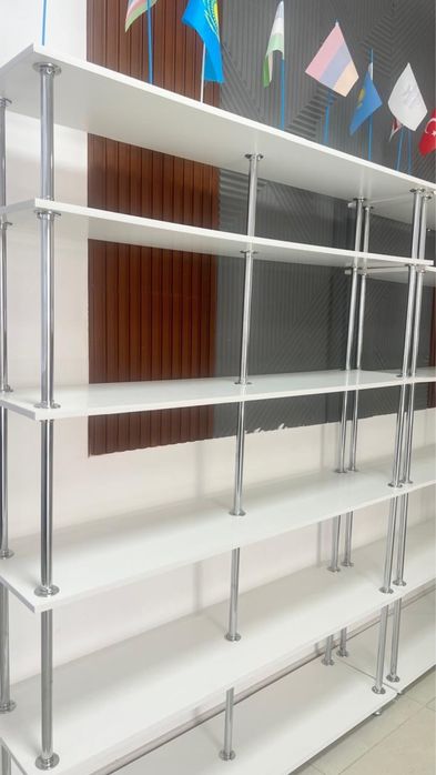 Продается шкаф и полки стеллажи