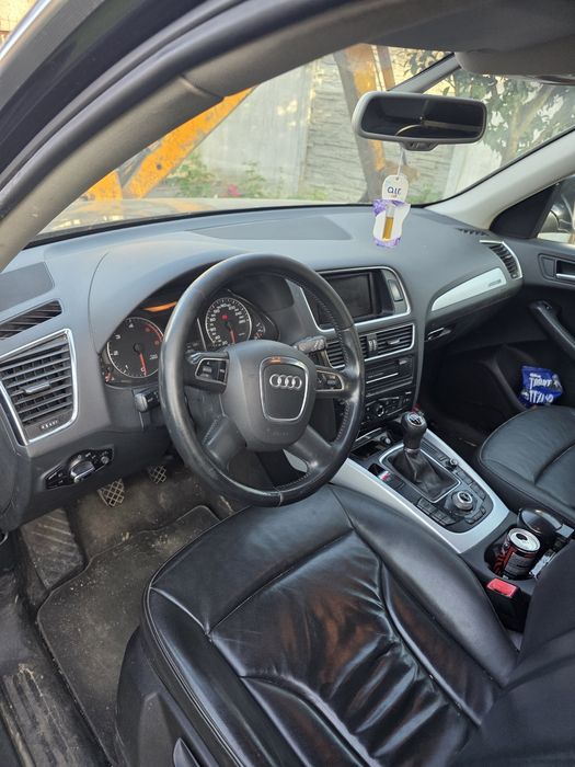 De vânzare Audi Q5 cutie manuală în 6 trepte