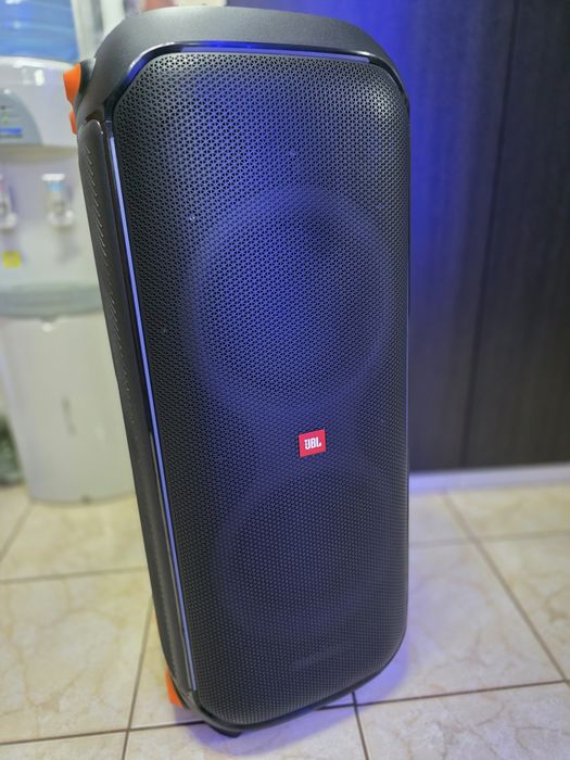 Boxă JBL PartyBox 710 – Impecabilă (Husa Premium  oferită BONUS )