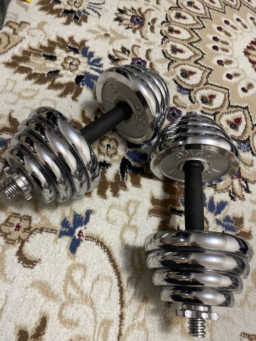 гантели по 15 кг разборные за 20 тыщ пишите ватсап!