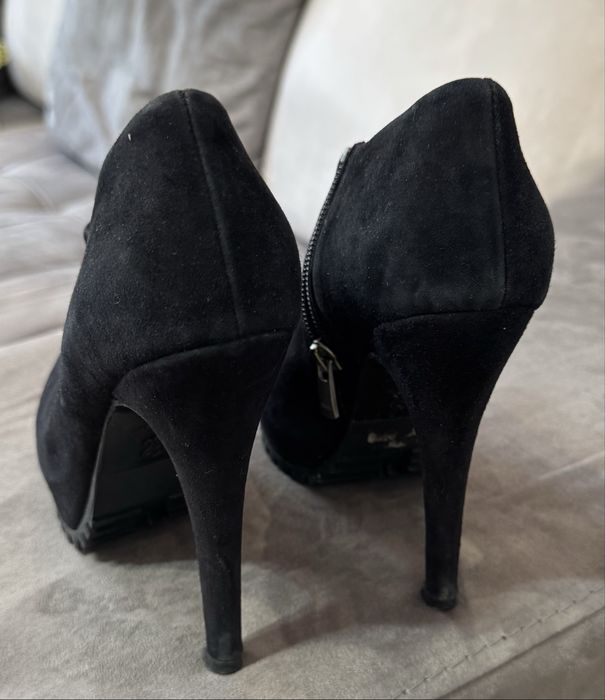 Дамски Обувки Gianni естествен велур размер 35