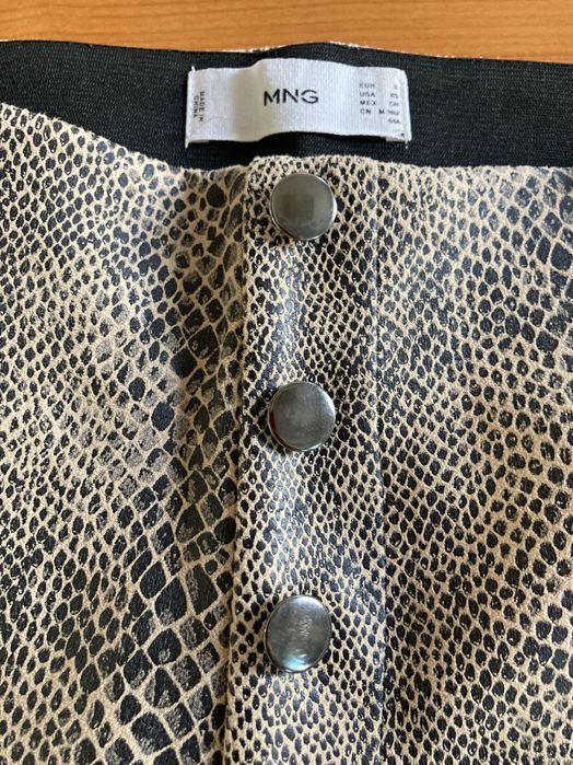 Pantaloni Mango leopard print, marimea S