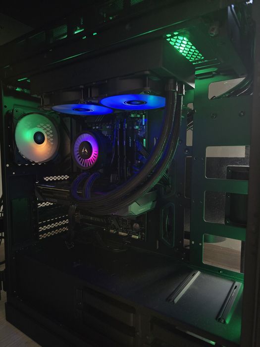 PC Gaming 9600X | RX 9060 XT 16GB