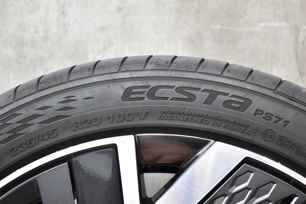 Гуми 235/45/20 Kumho