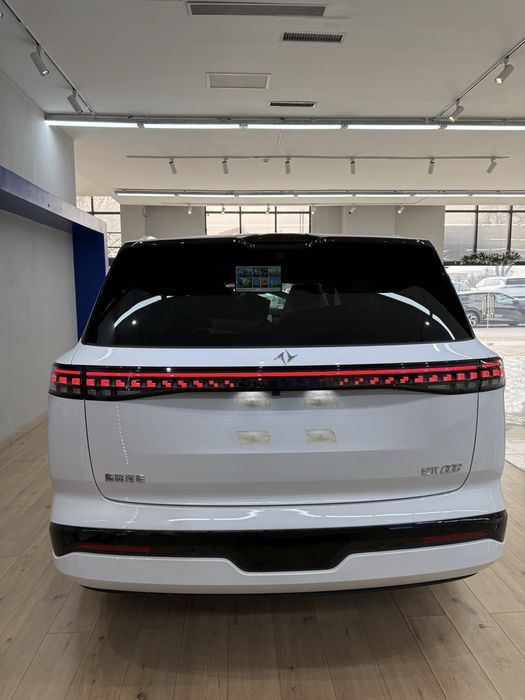 Dongfeng 008 elektr 610 km 2026 kuzov  Rusfikatysya pridlajenya bonusg