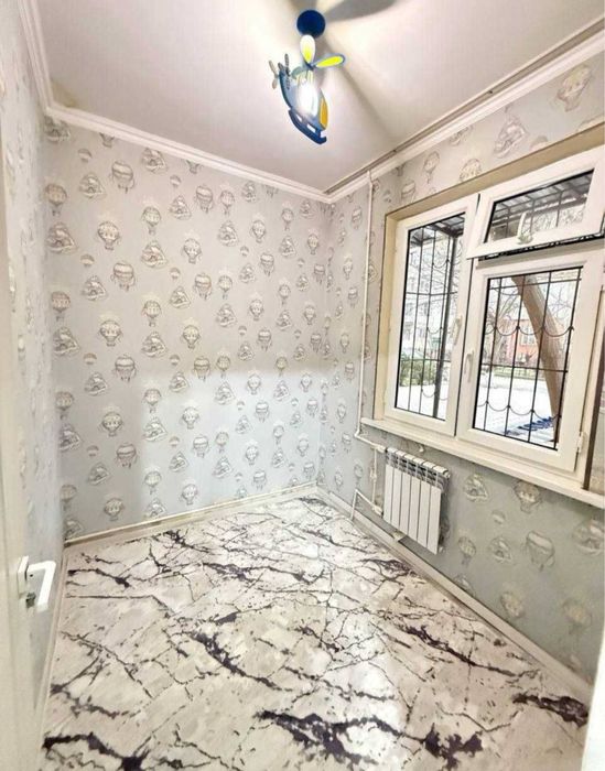 Срочра продается Чилонзор 10 кв