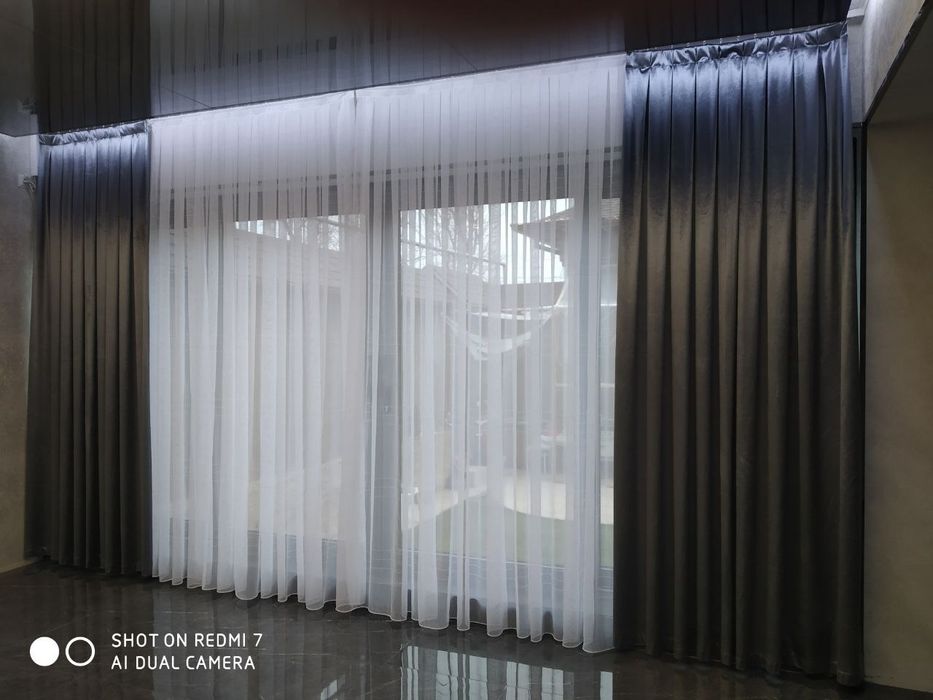 Шторы, скатерти , чехлы для стульев и дивана