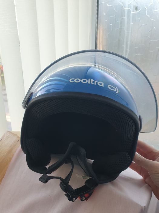 Продавам Каска за мотоциклет