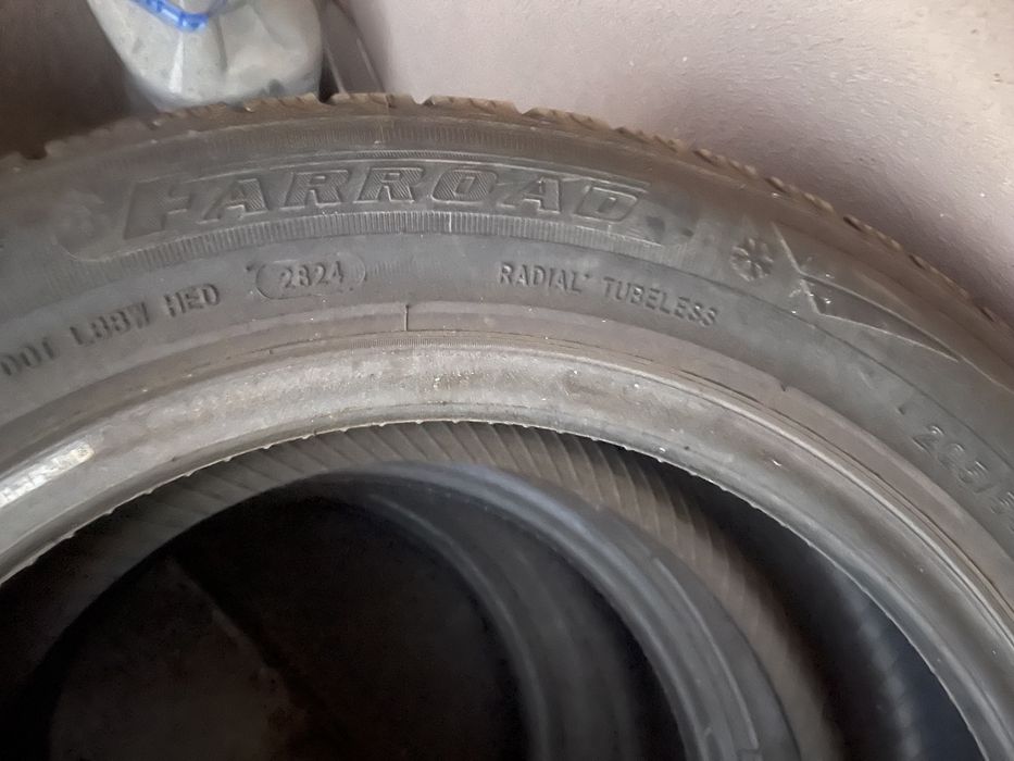 Зимние шины 205/55 размер 16
