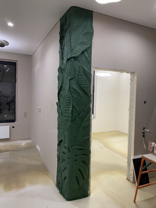 Барельеф. Скала. Скульптор