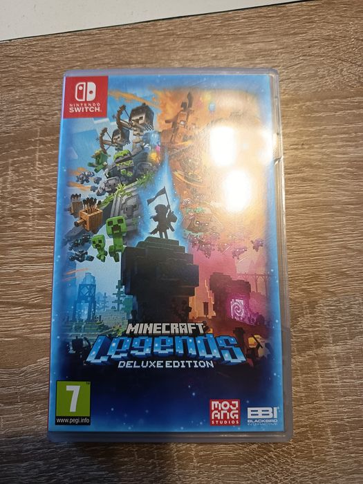 Minecraft Legends Deluxe edition