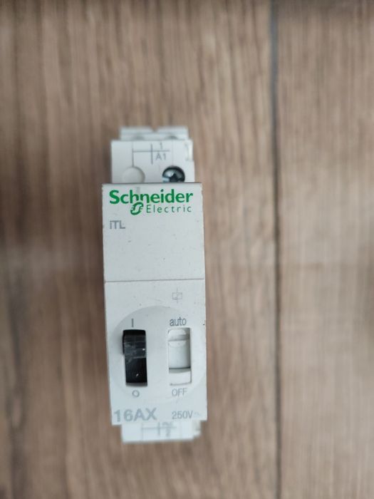 Schneider Electric iTL 16AX 250V – releu / contactor modular – NOU-NOU