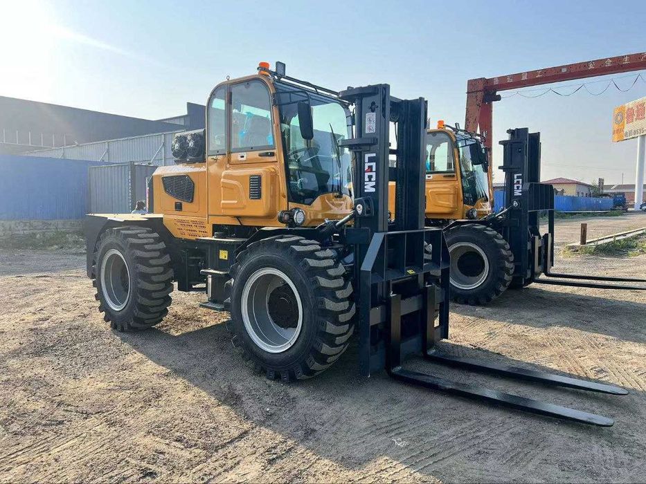 Погрузчик  КАРА  5тонн (4 WD)