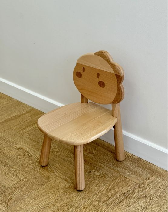 Детские столы и стулья