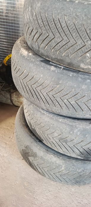 Шины 195/65/15 б/у