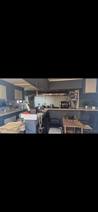 Vand afacere la cheie