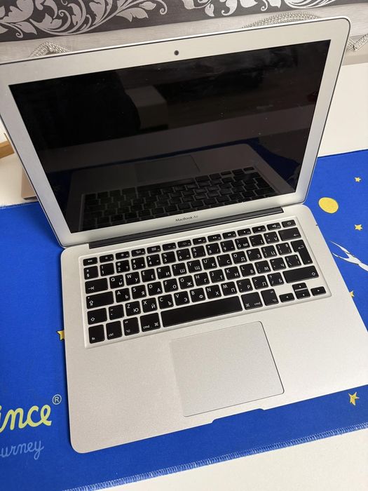 MacBook Air 13 (2013)