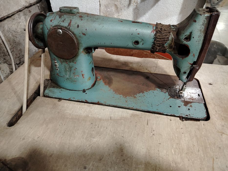 Швейная машина промышленая