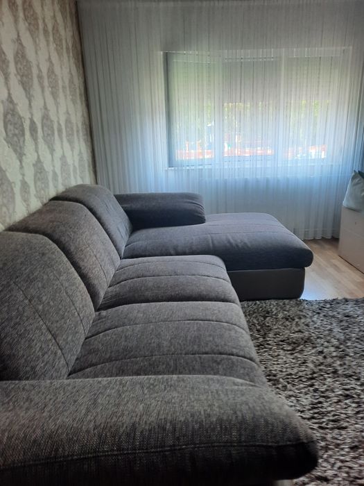 Vând colțar cu lada de depozitare în stare perfecta