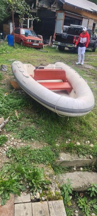 Barca rib nova motor yamaha